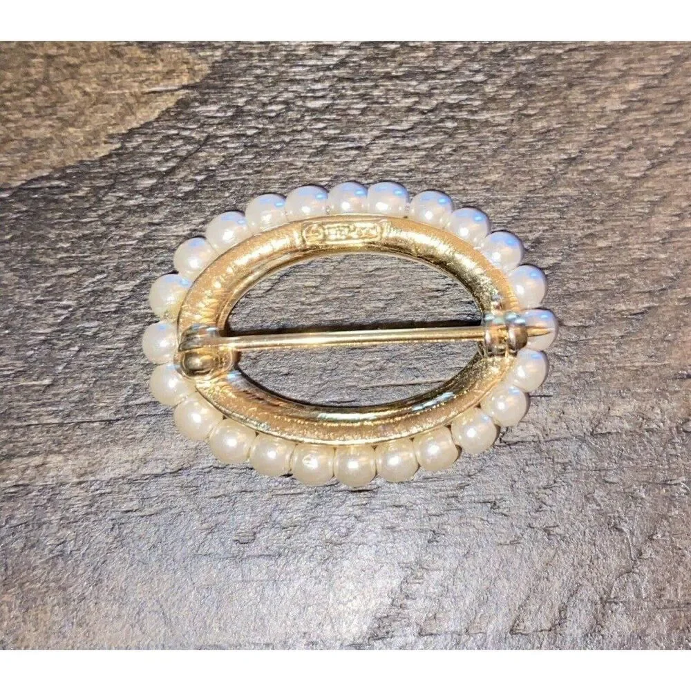 Vintage Napier Gold Tone Pearl Signed Oval Brooch Pin
